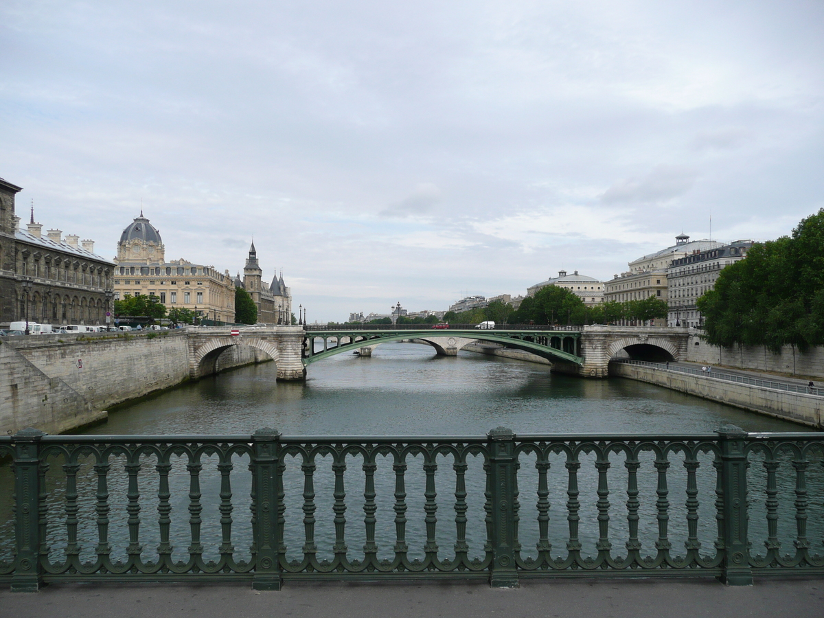 Picture France Paris The Bridges of Paris 2007-06 56 - Winter The Bridges of Paris