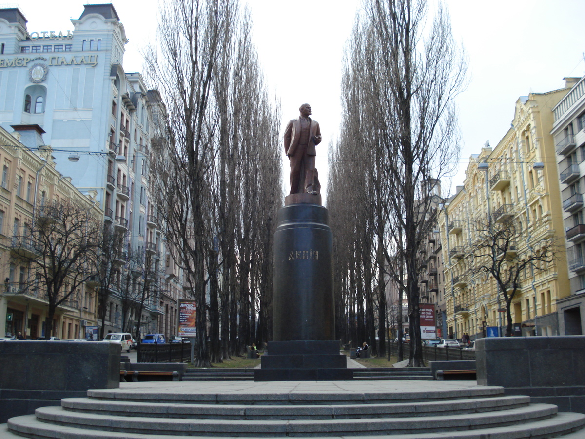 Picture Ukraine Kiev 2007-03 169 - Streets Kiev