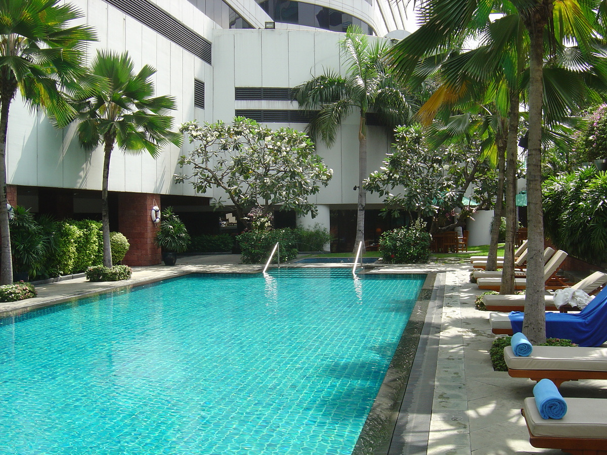 Picture Thailand Bangkok JW Marriot Hotel 2005-11 31 - Hotel Pools JW Marriot Hotel