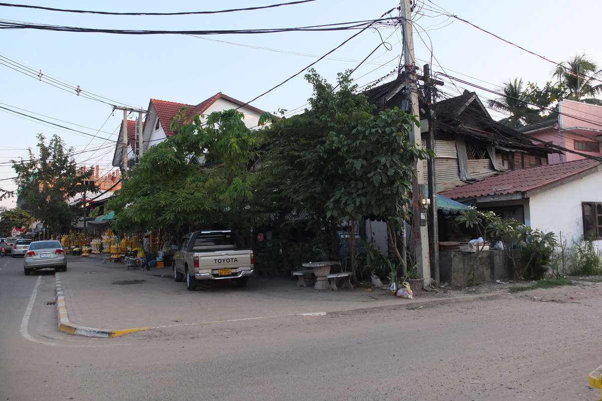 Picture Laos Vientiane 2012-12 314 - To see Vientiane