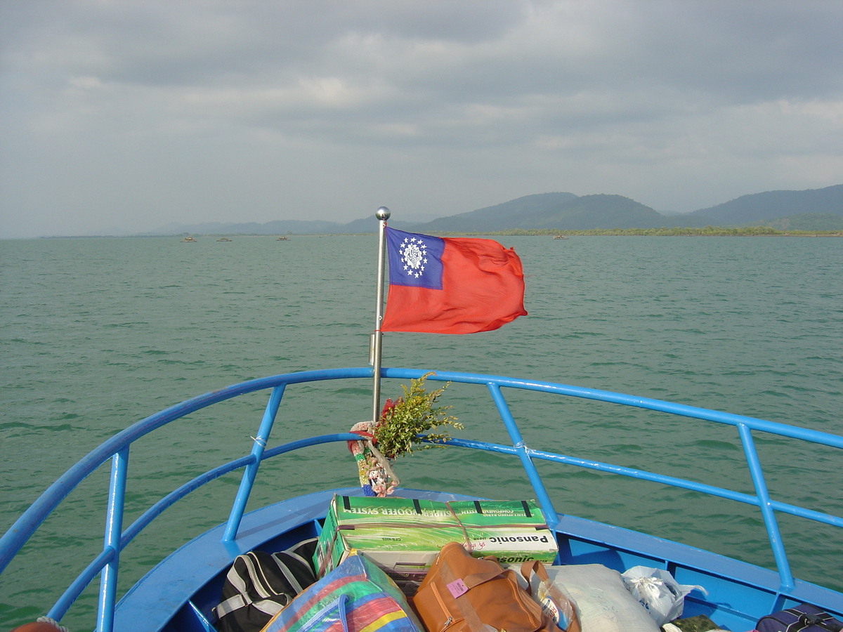 Picture Myanmar From Myeik to Dawei 2005-01 0 - Sauna From Myeik to Dawei