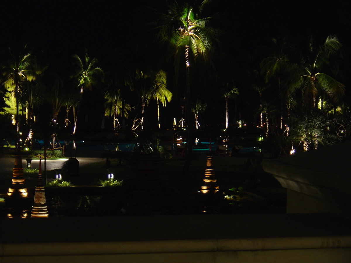 Picture Thailand Khao Lak Meridien Khao Lak Hotel By Night 2005-12 50 - Waterfall By Night