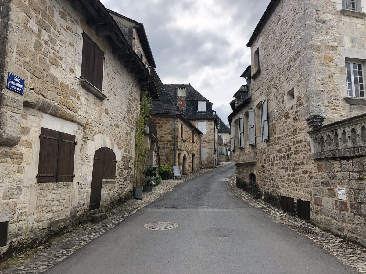 Picture France Turenne 2018-04 36 - Accomodation Turenne