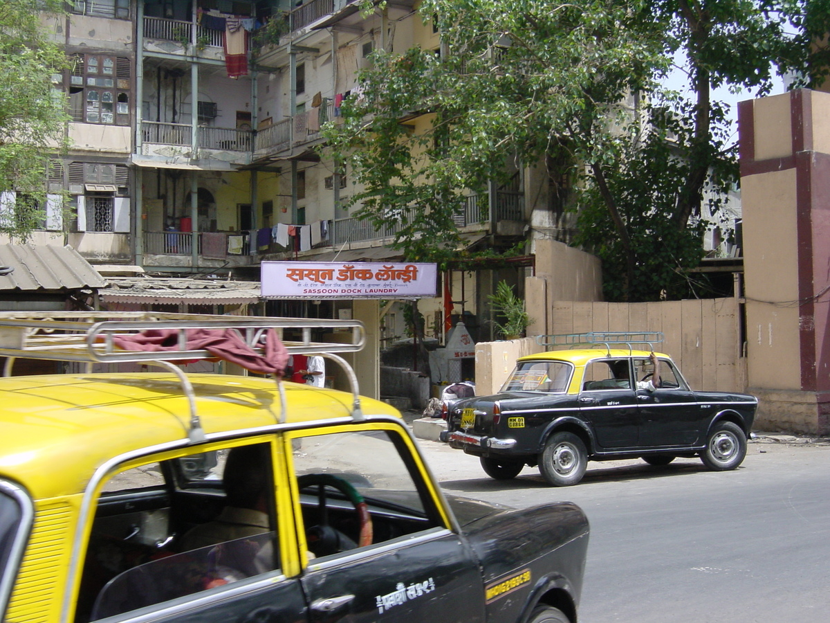 Picture India Mumbai 2003-05 104 - Saving Mumbai