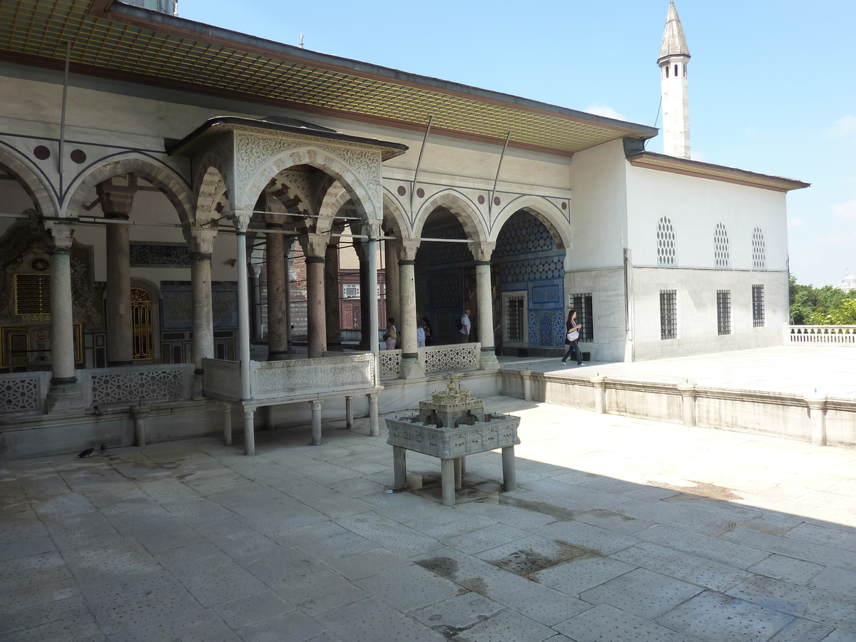 Picture Turkey Istanbul Topkapi Palace 2009-06 48 - Lands Topkapi Palace