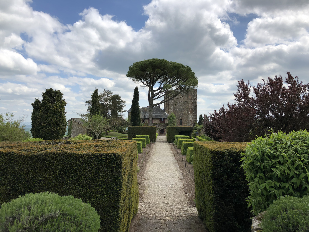 Picture France Turenne 2018-04 25 - Monument Turenne