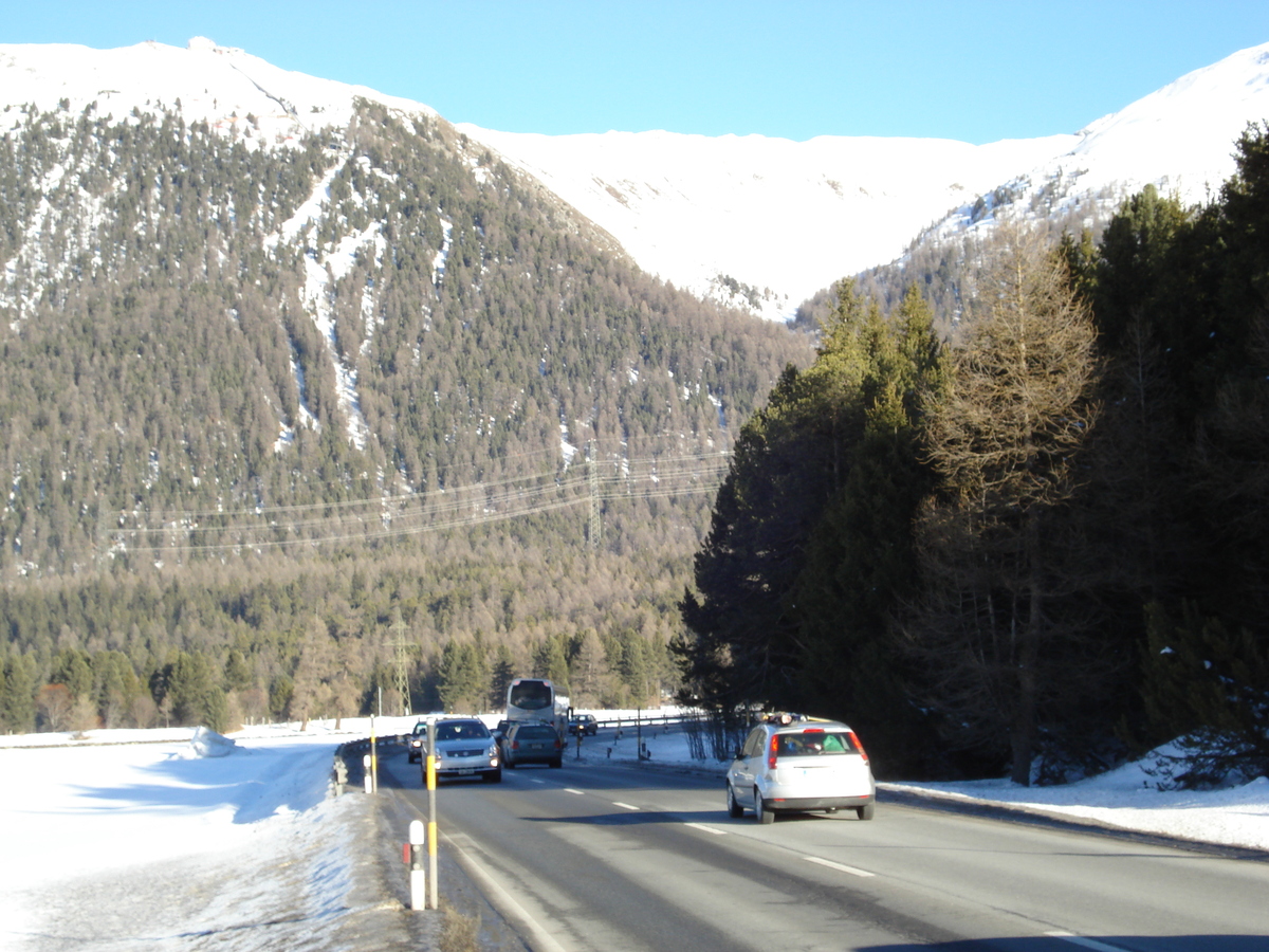 Picture Swiss Pontresina to St Moritz Road 2007-01 3 - Saving Pontresina to St Moritz Road