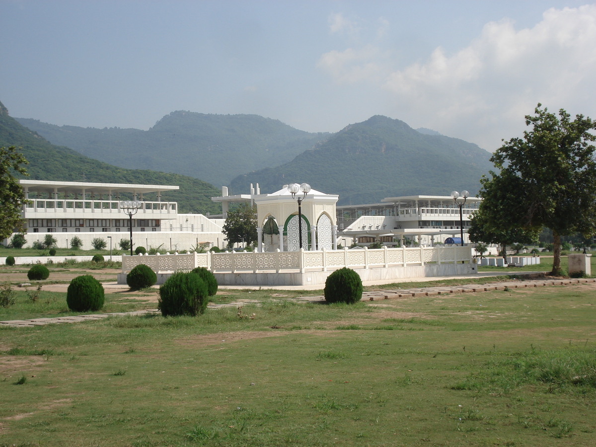 Picture Pakistan Islamabad 2006-08 98 - Lands Islamabad