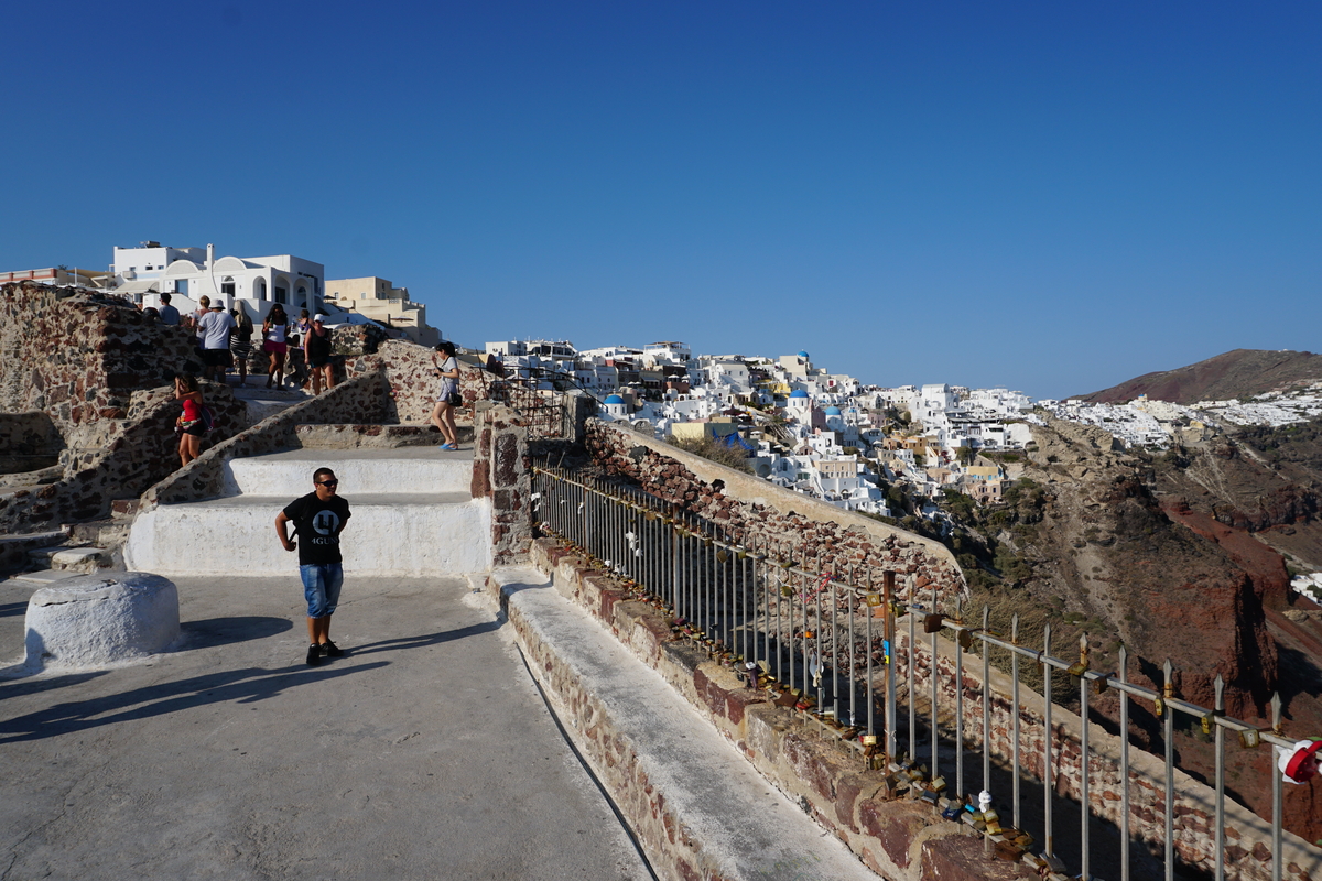 Picture Greece Santorini Oia 2016-07 67 - Savings Oia