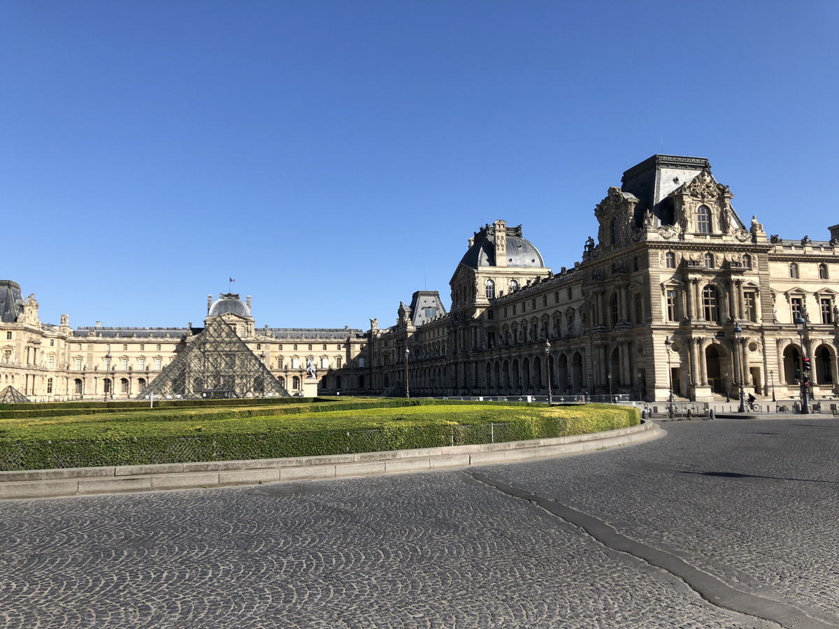 Picture France Paris lockdown 2020-04 232 - Sunset Paris lockdown