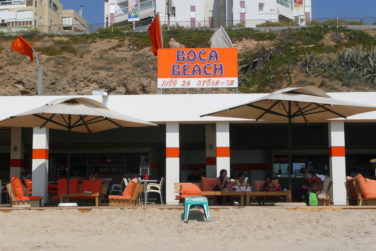 Picture Israel Bat Yam Beach 2007-06 55 - Restaurant Bat Yam Beach