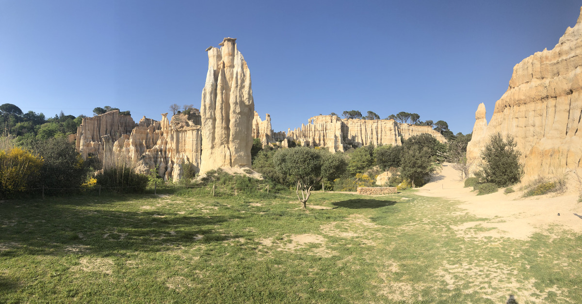 Picture France Orgues d'Ille Sur Tet 2018-04 70 - Waterfall Orgues d'Ille Sur Tet