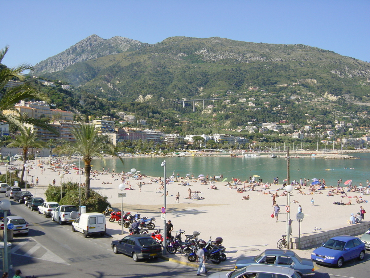 Picture France Menton 2003-05 15 - Savings Menton