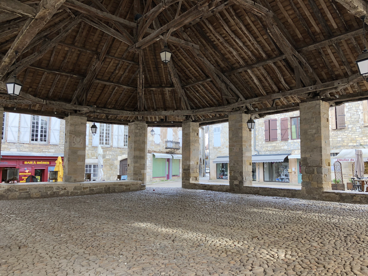 Picture France Martel 2018-04 34 - Rain Season Martel