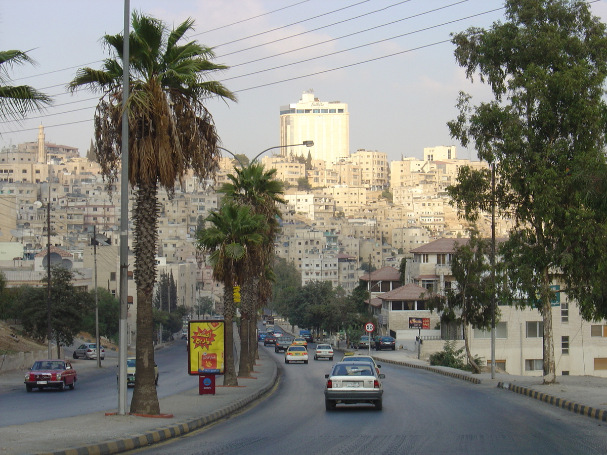 Picture Jordan Amman 2004-10 56 - Night Amman