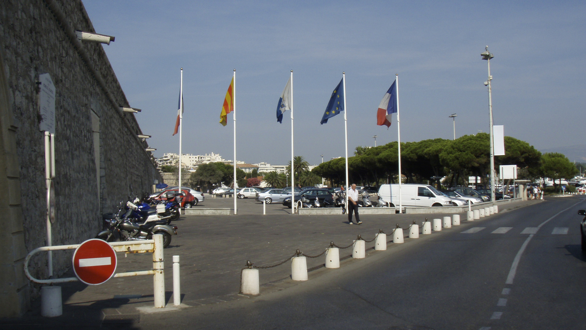 Picture France Antibes Boulevard Aguillon 2007-08 35 - City Boulevard Aguillon