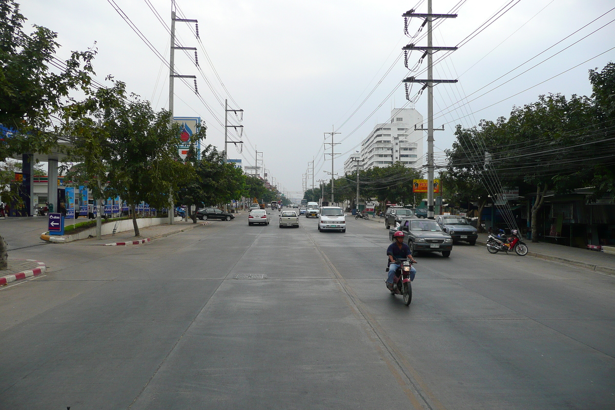 Picture Thailand Pattaya Theprasit 2008-01 51 - To see Theprasit