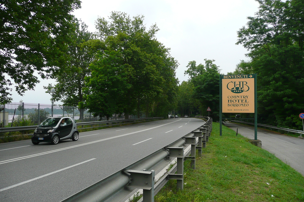 Picture Italy Milan Country Hotel Borromeo 2008-06 3 - Rain Season Country Hotel Borromeo