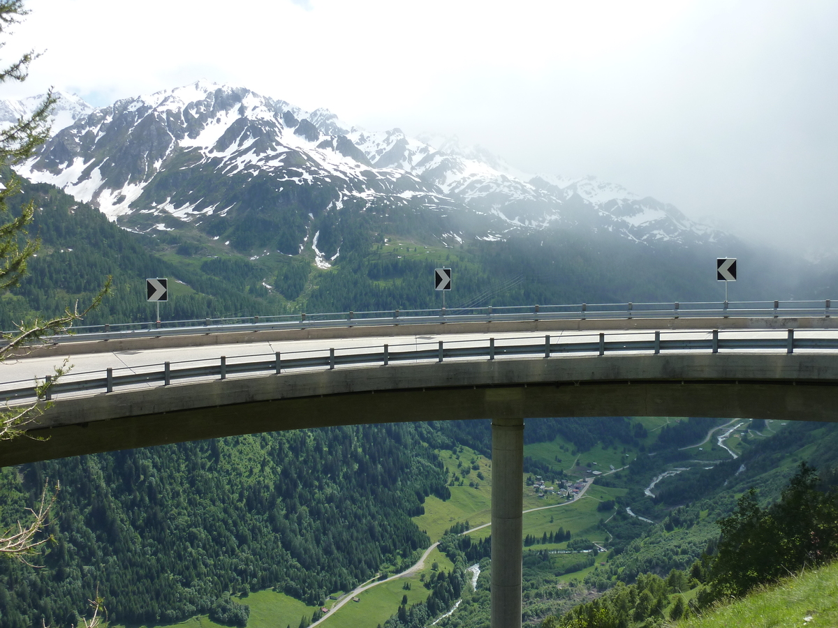 Picture Swiss Gotthard Pass 2009-06 44 - Monuments Gotthard Pass