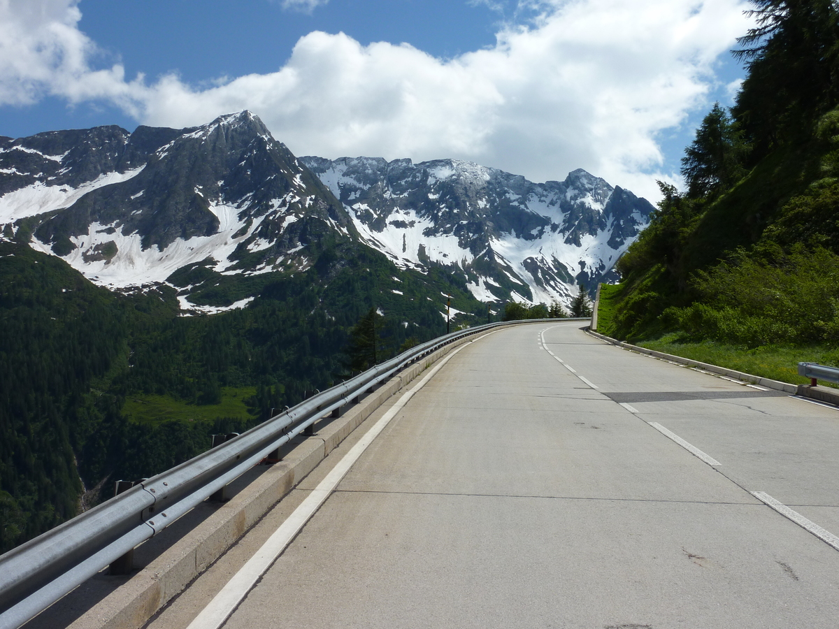 Picture Swiss Gotthard Pass 2009-06 52 - Weather Gotthard Pass