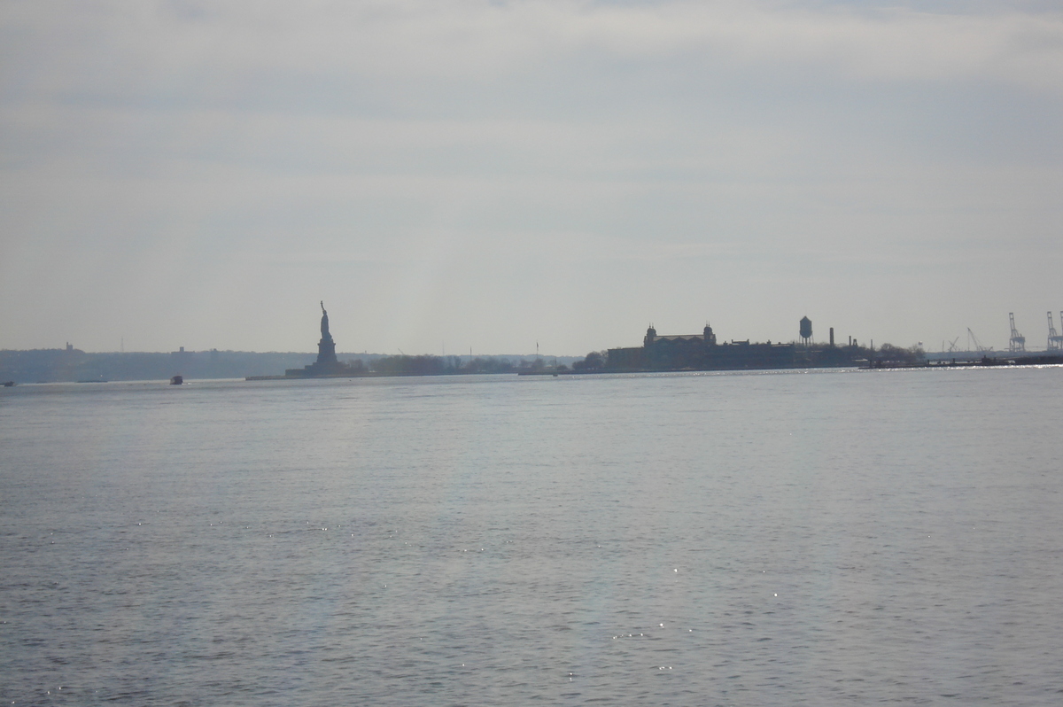 Picture United States New York Battery Park 2006-03 19 - Lands Battery Park