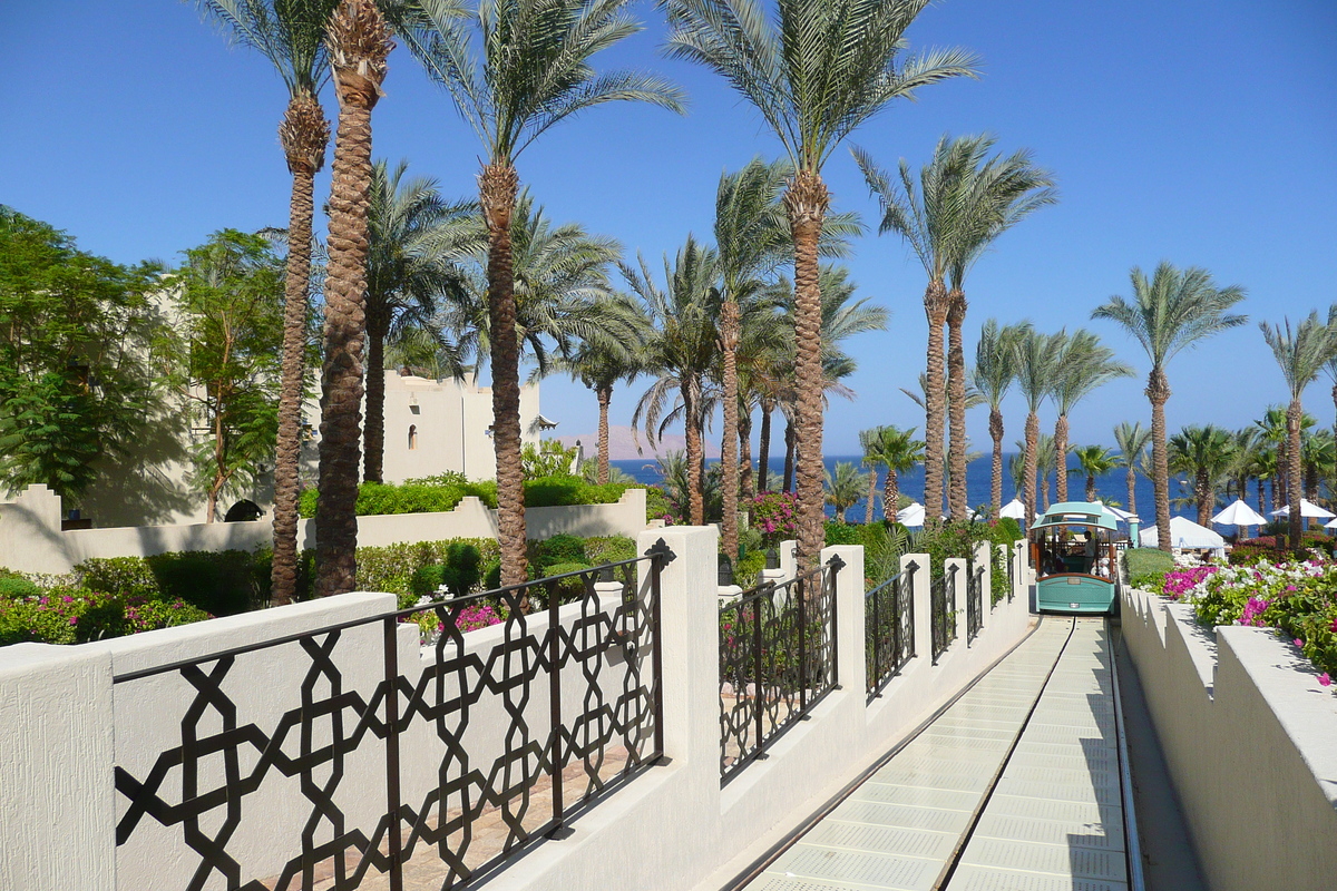 Picture Egypt Sharm el Sheikh Four Seasons Hotel 2008-06 66 - Hotel Pools Four Seasons Hotel