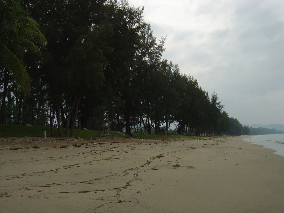 Picture Thailand Khao Lak Bang Sak Beach 2005-12 0 - Monument Bang Sak Beach