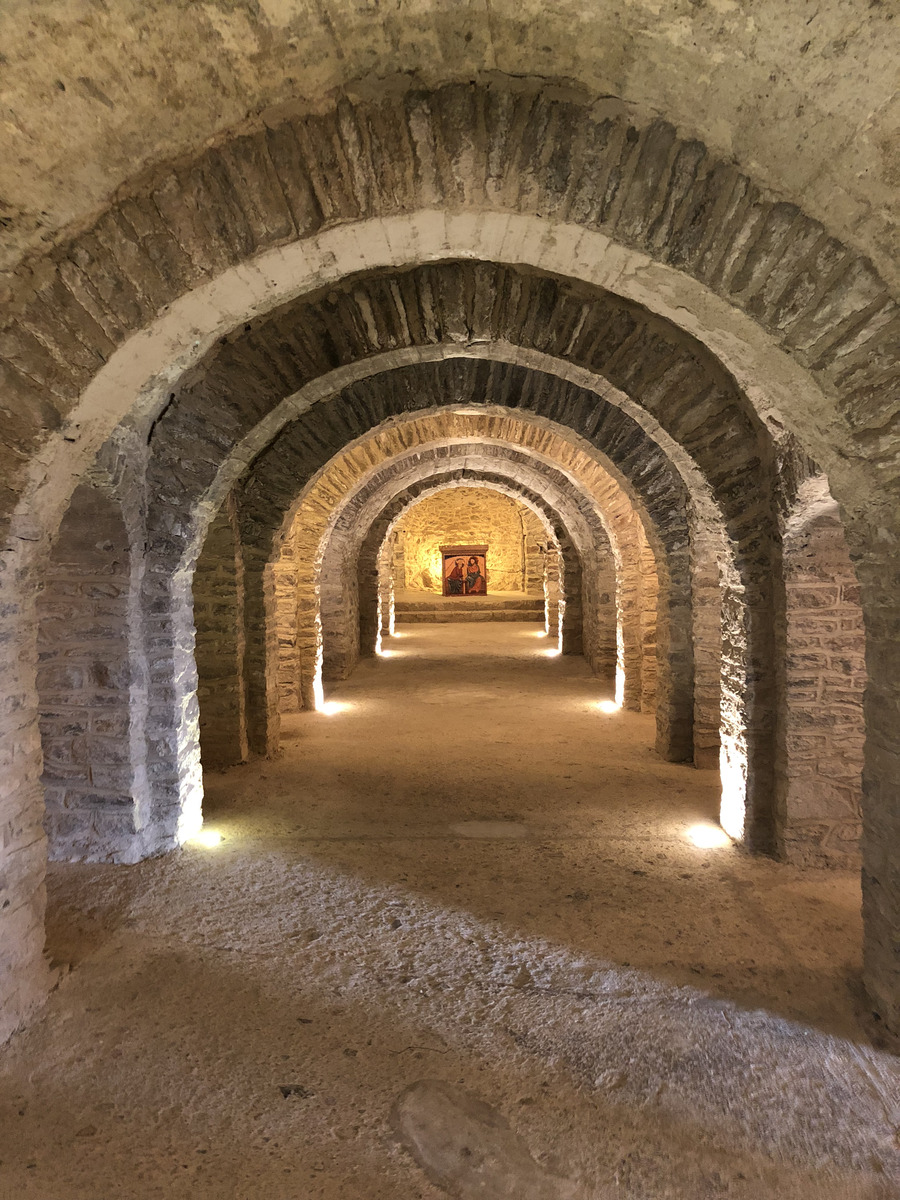 Picture France Abbaye Saint Martin du Canigou 2018-04 117 - Transport Abbaye Saint Martin du Canigou