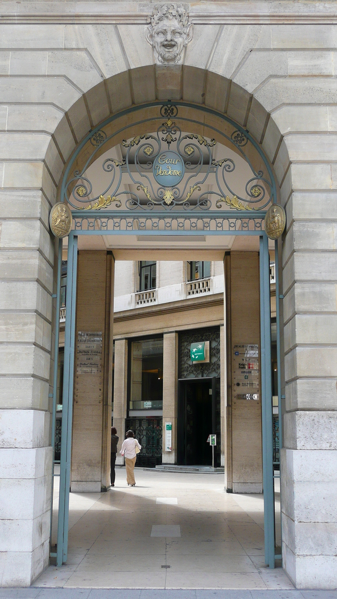 Picture France Paris Place Vendome 2007-07 32 - Restaurant Place Vendome