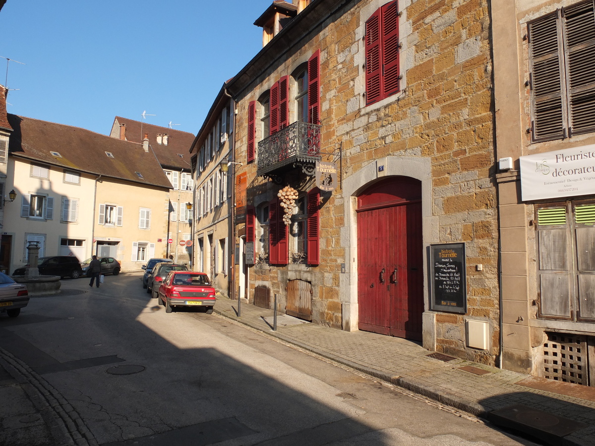 Picture France Arbois 2012-02 22 - City View Arbois