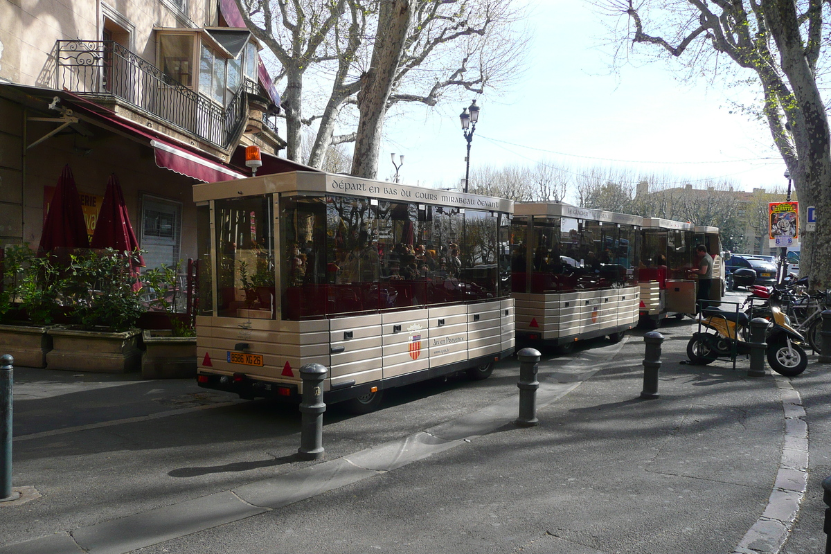 Picture France Aix en Provence Place du General de Gaulle 2008-04 6 - City View Place du General de Gaulle