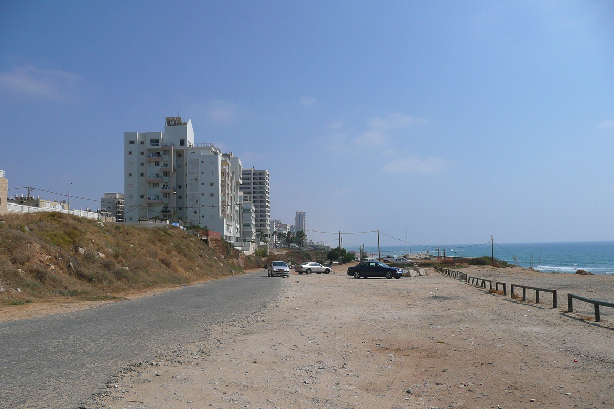 Picture Israel Bat Yam Beach 2007-06 5 - Restaurant Bat Yam Beach