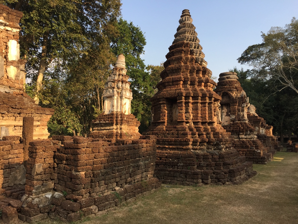 Picture Thailand Si satchanalai historical park 2014-12 177 - Lakes Si satchanalai historical park