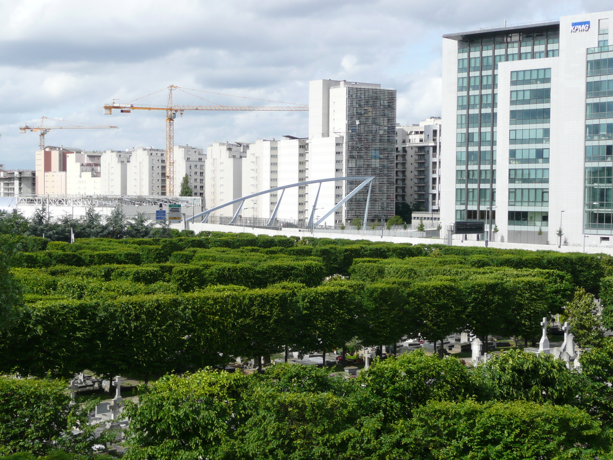 Picture France Paris La Defense 2007-05 17 - Lake La Defense