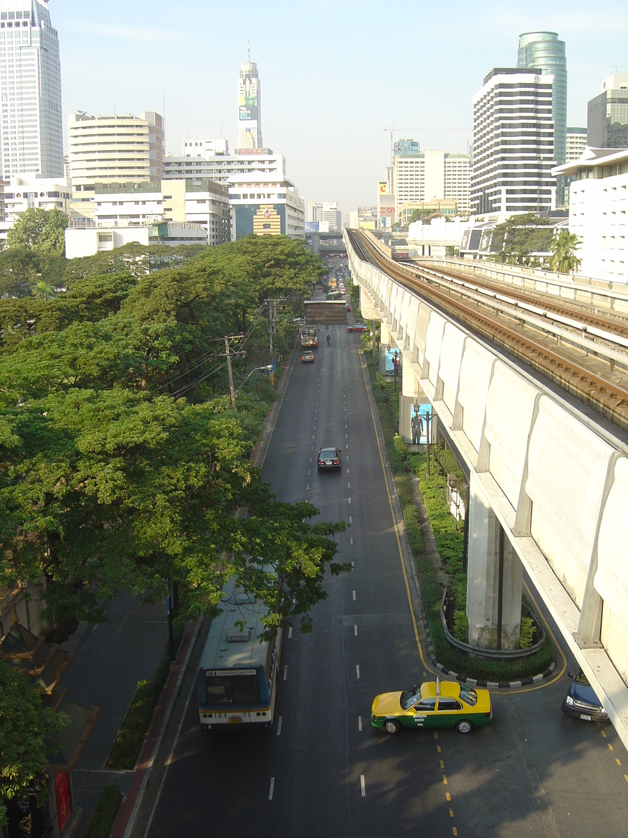 Picture Thailand Bangkok Sky Train 2004-12 20 - Hotel Sky Train