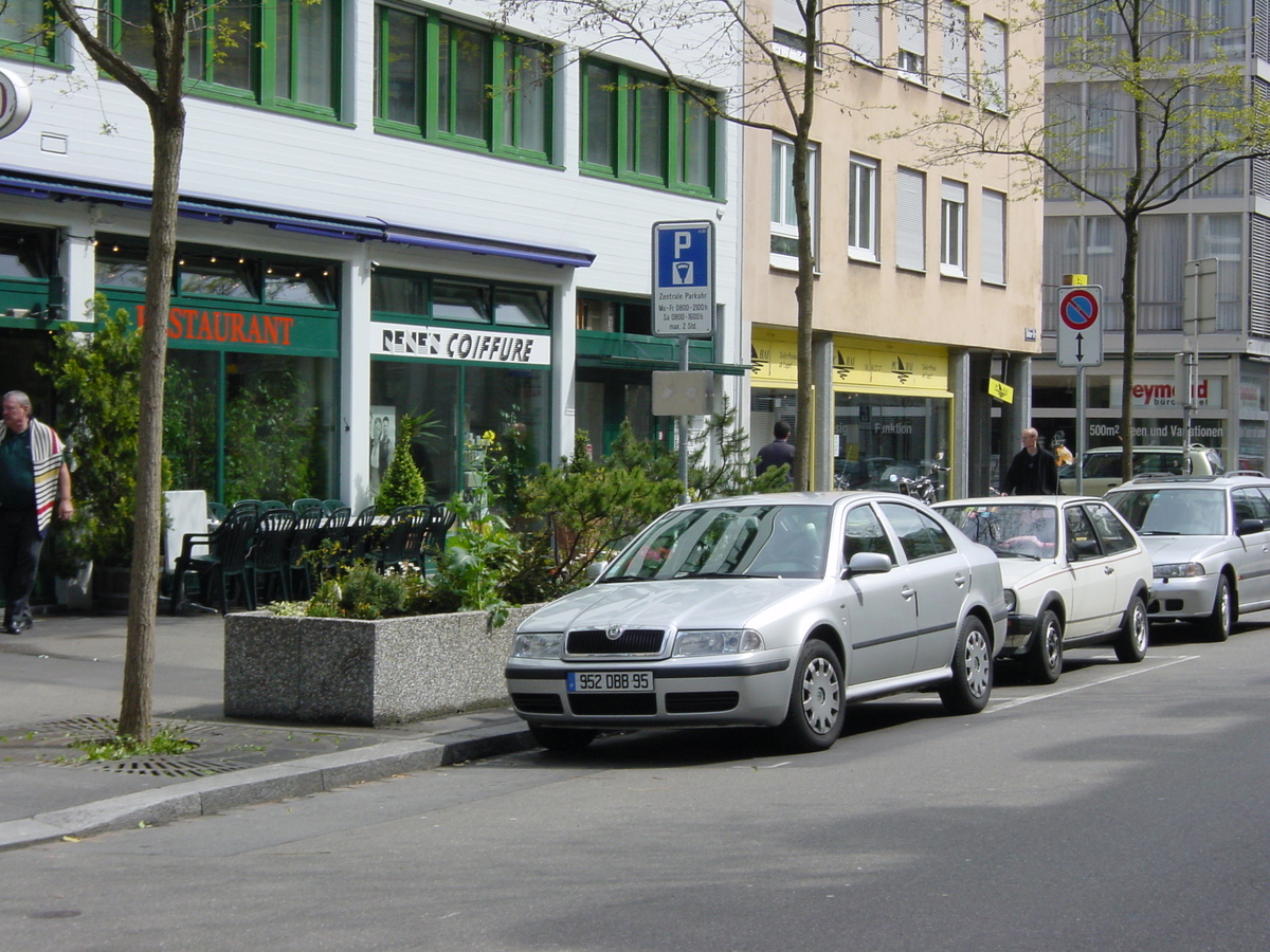 Picture Swiss Zurich 2002-04 40 - Streets Zurich