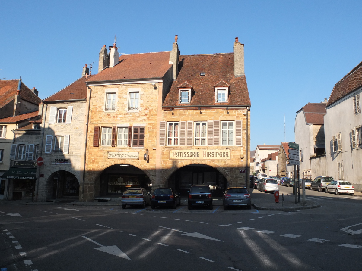 Picture France Arbois 2012-02 24 - Night Arbois