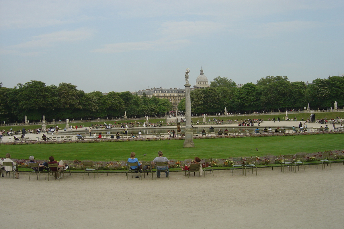 Picture France Paris Luxembourg Garden 2007-04 154 - Lake Luxembourg Garden