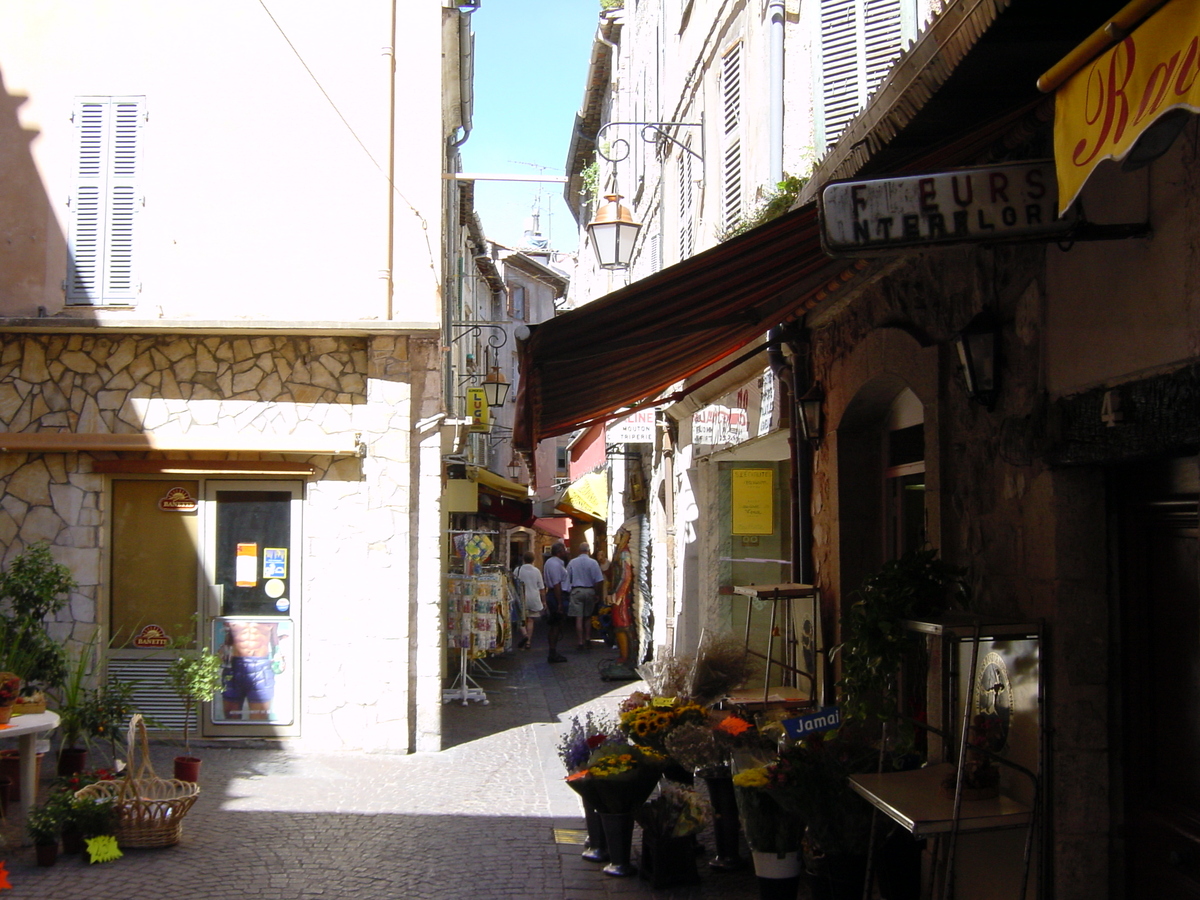 Picture France Vence 2001-09 19 - Resort Vence