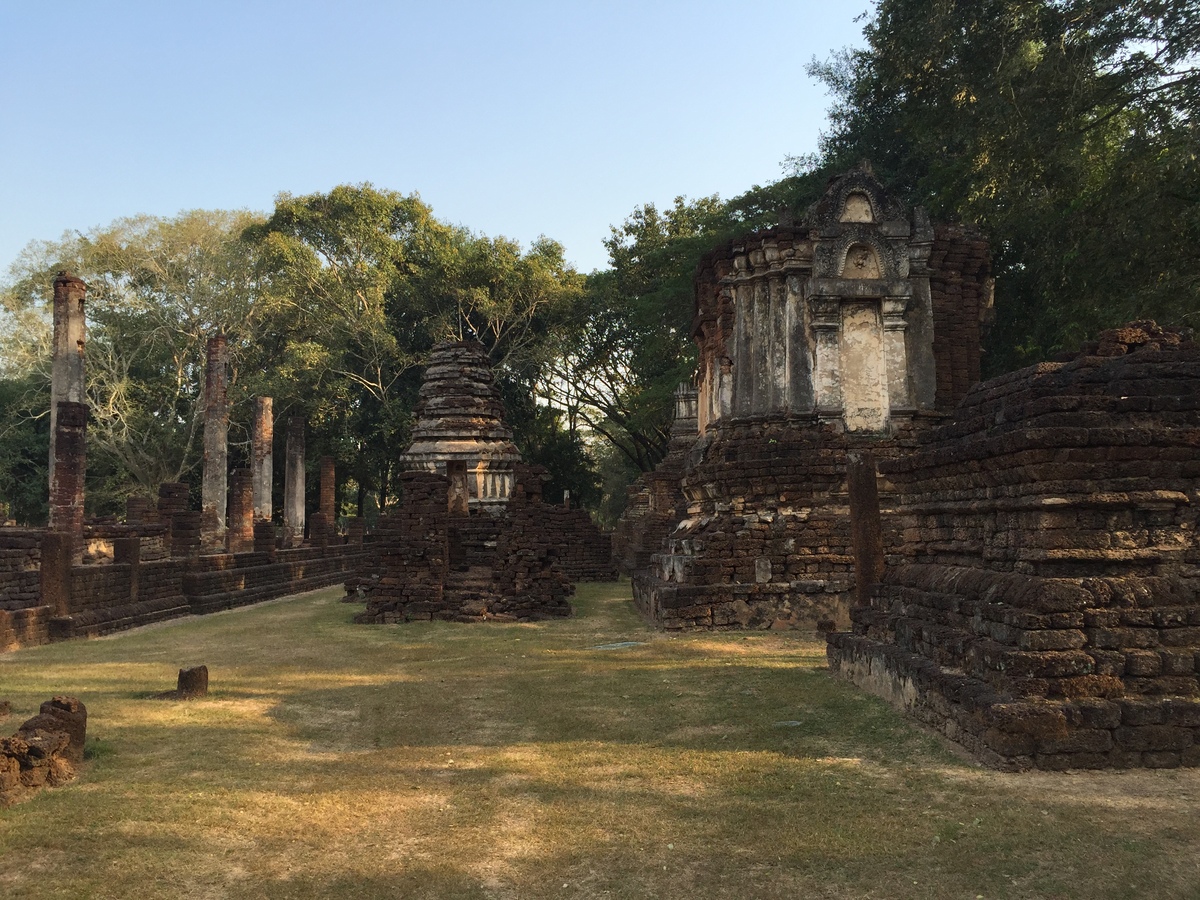 Picture Thailand Si satchanalai historical park 2014-12 27 - Sunset Si satchanalai historical park