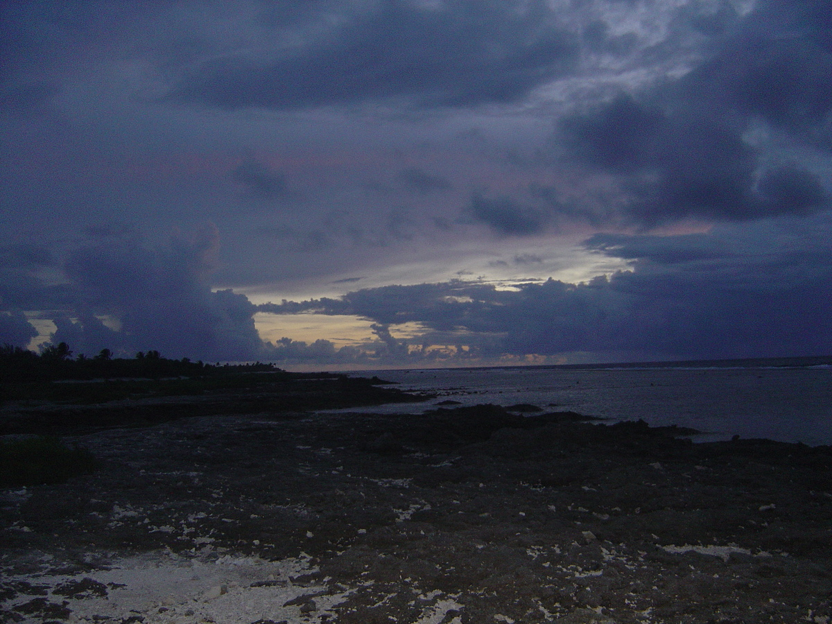 Picture Polynesia Meridien Bora Bora Hotel 2006-04 23 - Sunrise Meridien Bora Bora Hotel