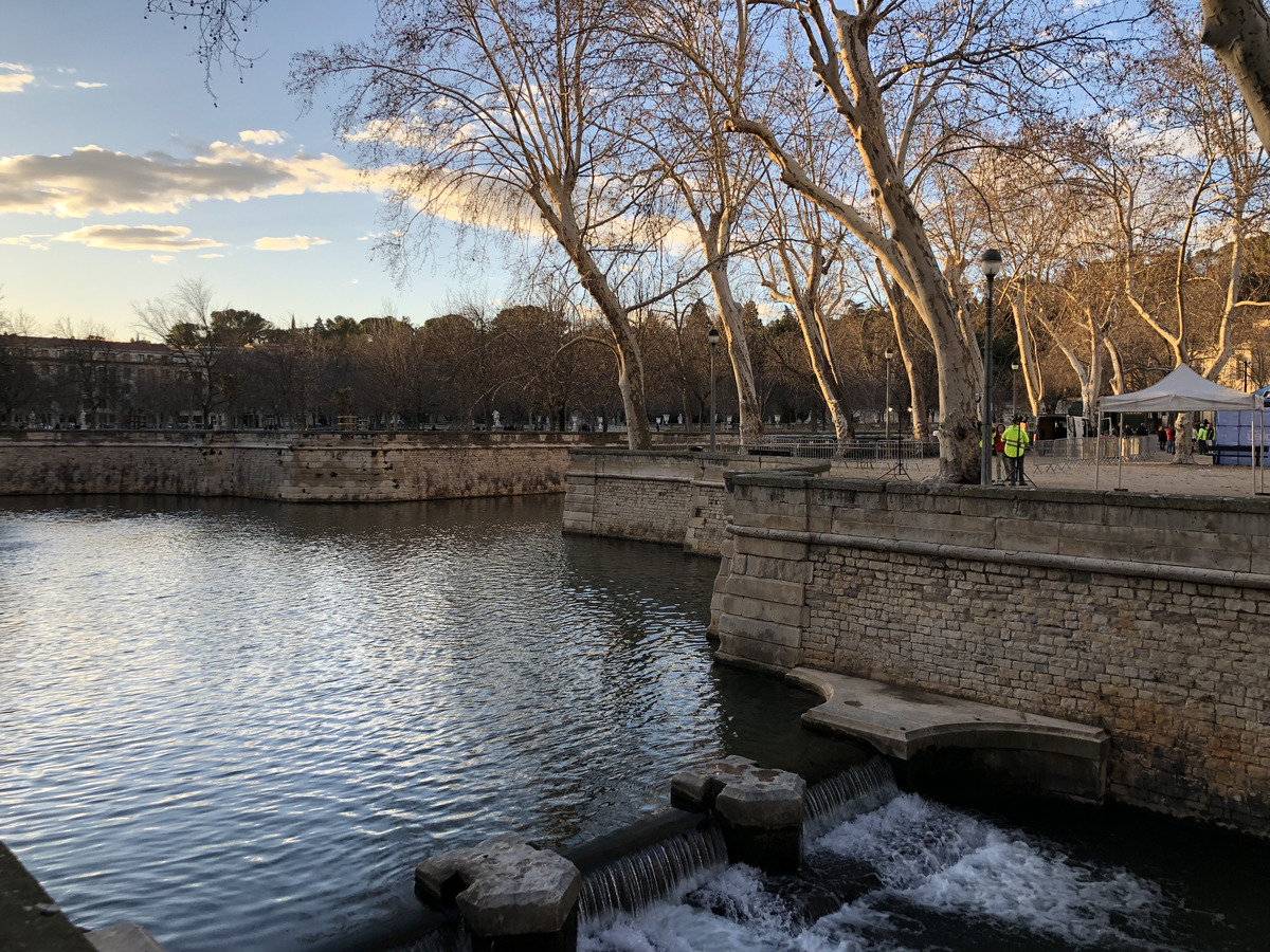 Picture France Nimes 2018-02 28 - Waterfall Nimes