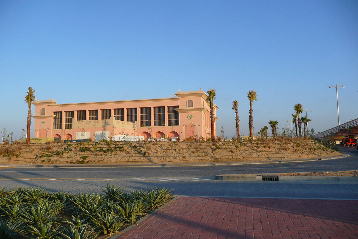 Picture United Arab Emirates Dubai Palm Jumeirah 2009-01 33 - Lake Palm Jumeirah