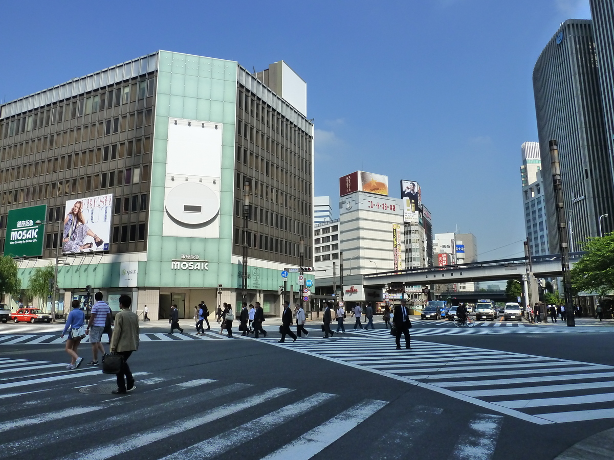 Picture Japan Tokyo Ginza 2010-06 70 - Monument Ginza