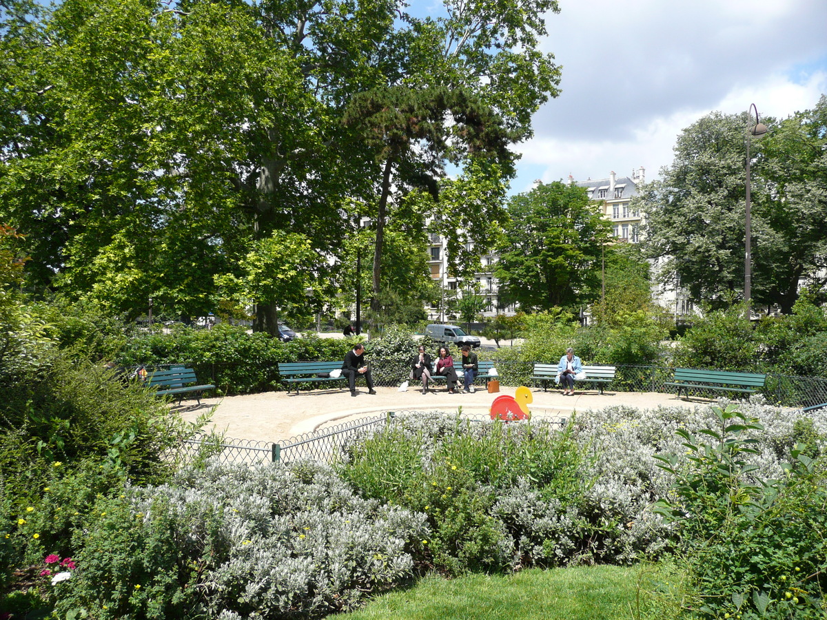 Picture France Paris Avenue Foch 2007-06 117 - Hotel Pool Avenue Foch