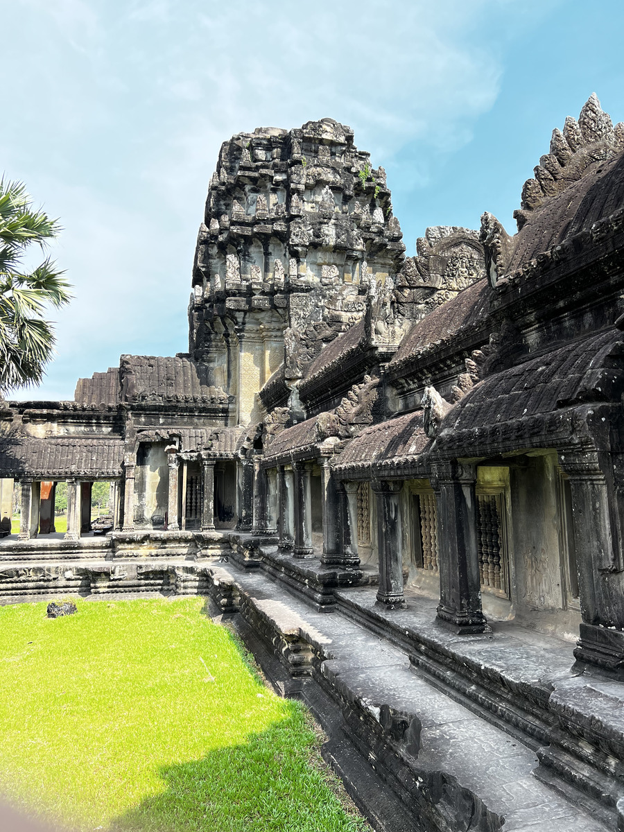 Picture Cambodia Siem Reap Angkor Wat 2023-01 254 - Lake Angkor Wat