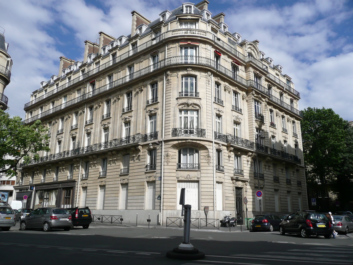 Picture France Paris 17th Arrondissement Avenue de Wagram 2007-05 49 - Sunset Avenue de Wagram