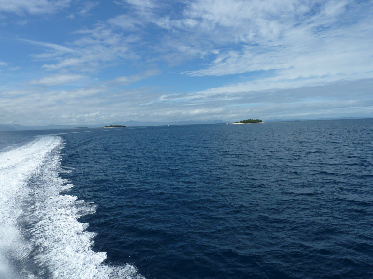 Picture Fiji Denarau to Tokoriki Island 2010-05 35 - Waterfalls Denarau to Tokoriki Island