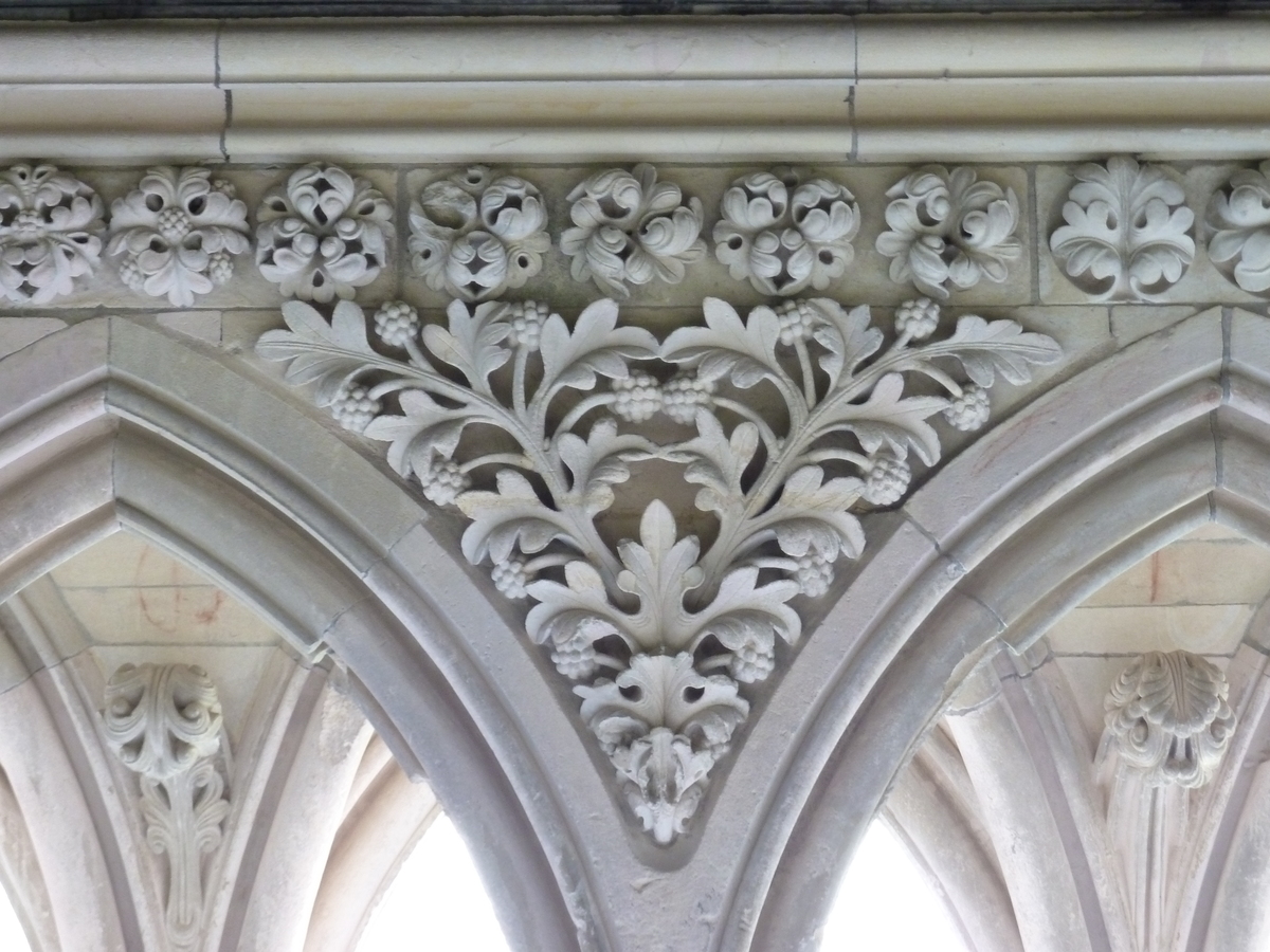 Picture France Mont St Michel Mont St Michel Abbey Cloister 2010-04 75 - Savings Mont St Michel Abbey Cloister