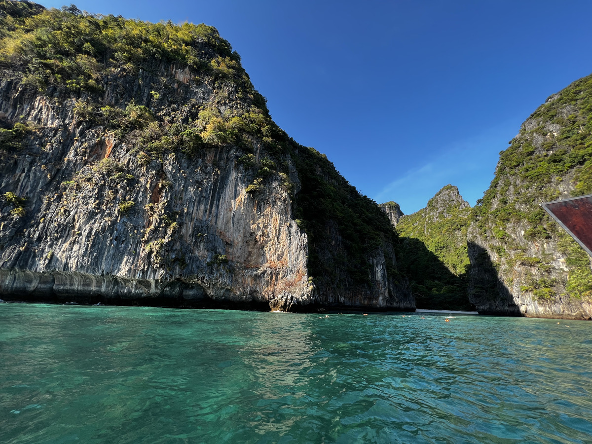 Picture Thailand Ko Phi Phi Ley 2021-12 59 - City Sights Ko Phi Phi Ley